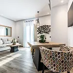 Portes & Mykonos