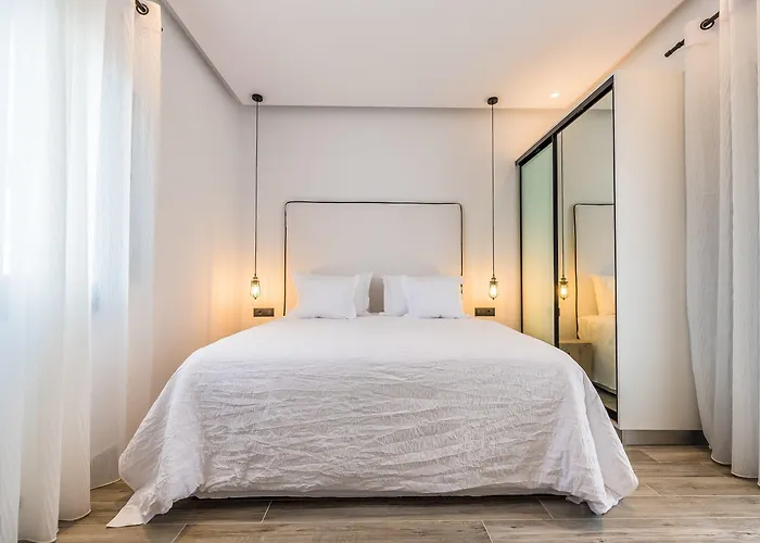 Portes & Mykonos Hotel 4*