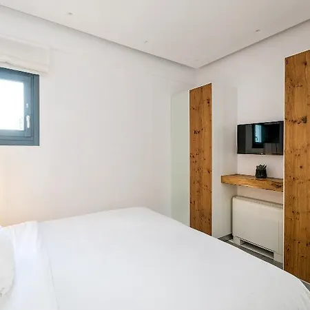 מלון Portes & Mykonos 4*