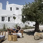 Hotell Portes & Mykonos 4*