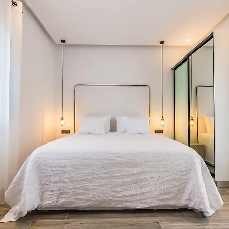 Portes & Mykonos Ξενοδοχείο 4*