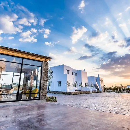 Portes & Mykonos Hotel 4*