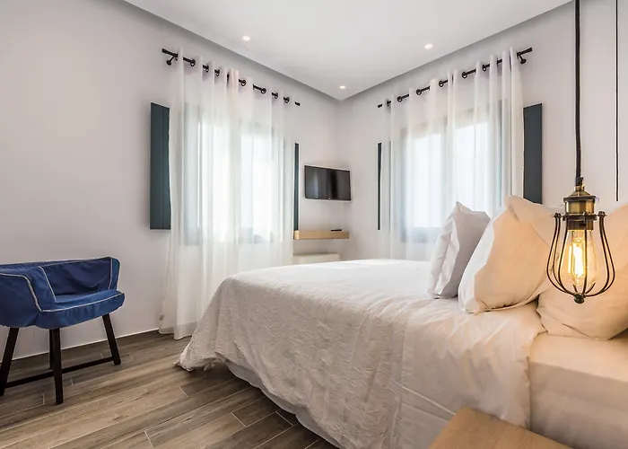 Portes & Mykonos Hotel 4*